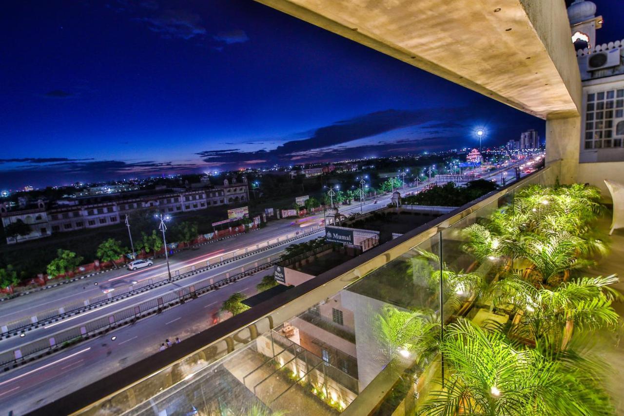 Hotel Sumaditya Jaipur Exteriör bild